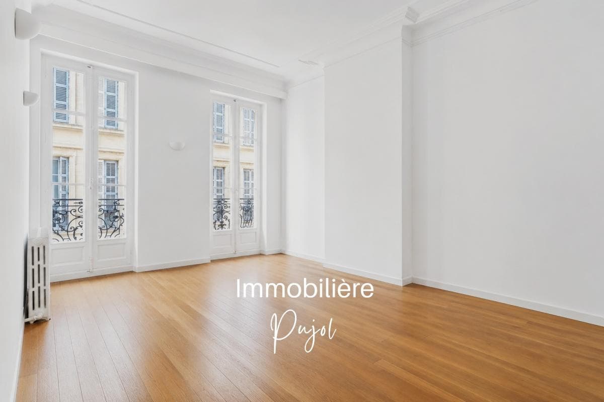Longchamp / Réformés 13001 – Appartement T4 bourgeois  parqueté  avec cave – photo 5
