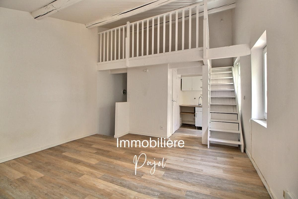 Saint Victor 13007 -  Studio loft  avec mezzanine sur cour au calme – photo 3