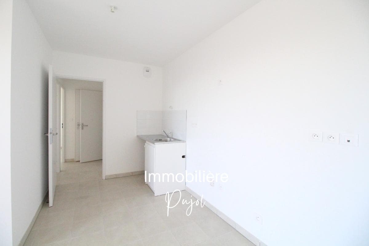 Secteur Plan-de-Cuques/ Les Ambrosis 13380 - Appartement T3 avec terrasse et garage – photo 3