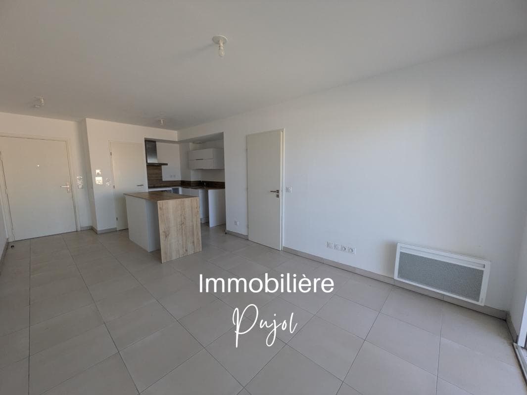 Bonneveine 13008 - Type 2 récent avec terrasse et garage – photo 3