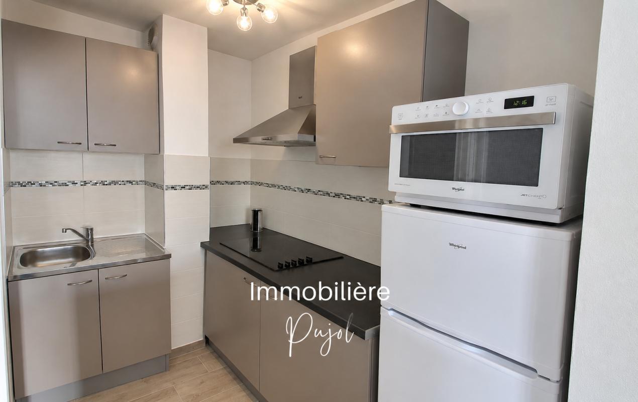 La Joliette - Type 1 lumineux, meublé et renové avec balcon – photo 5