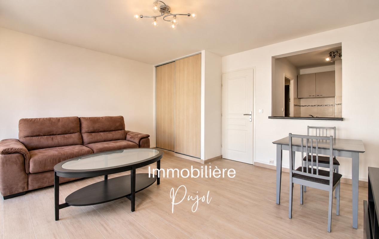 La Joliette - Type 1 lumineux, meublé et renové avec balcon – photo 2