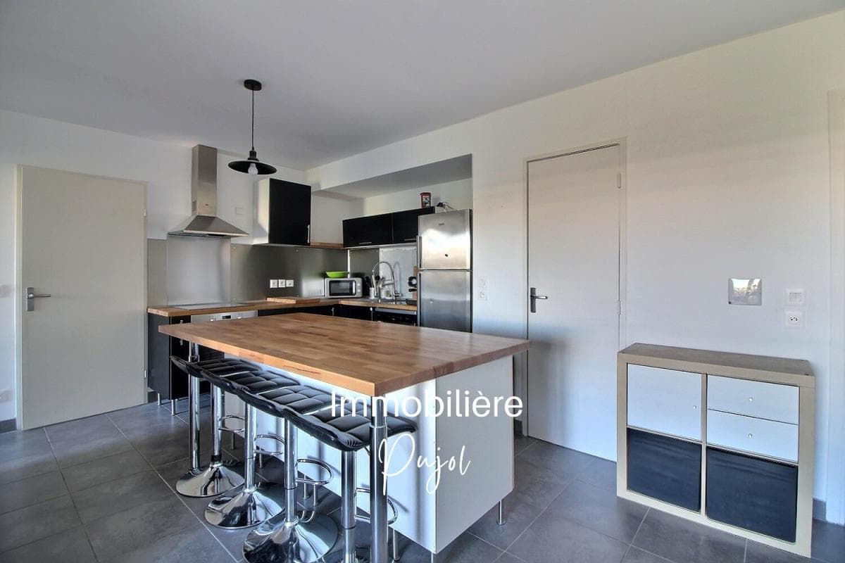 Prado/Rouet - T3 meublé, climatisé avec terrasse vue dégagée et garage – photo 4