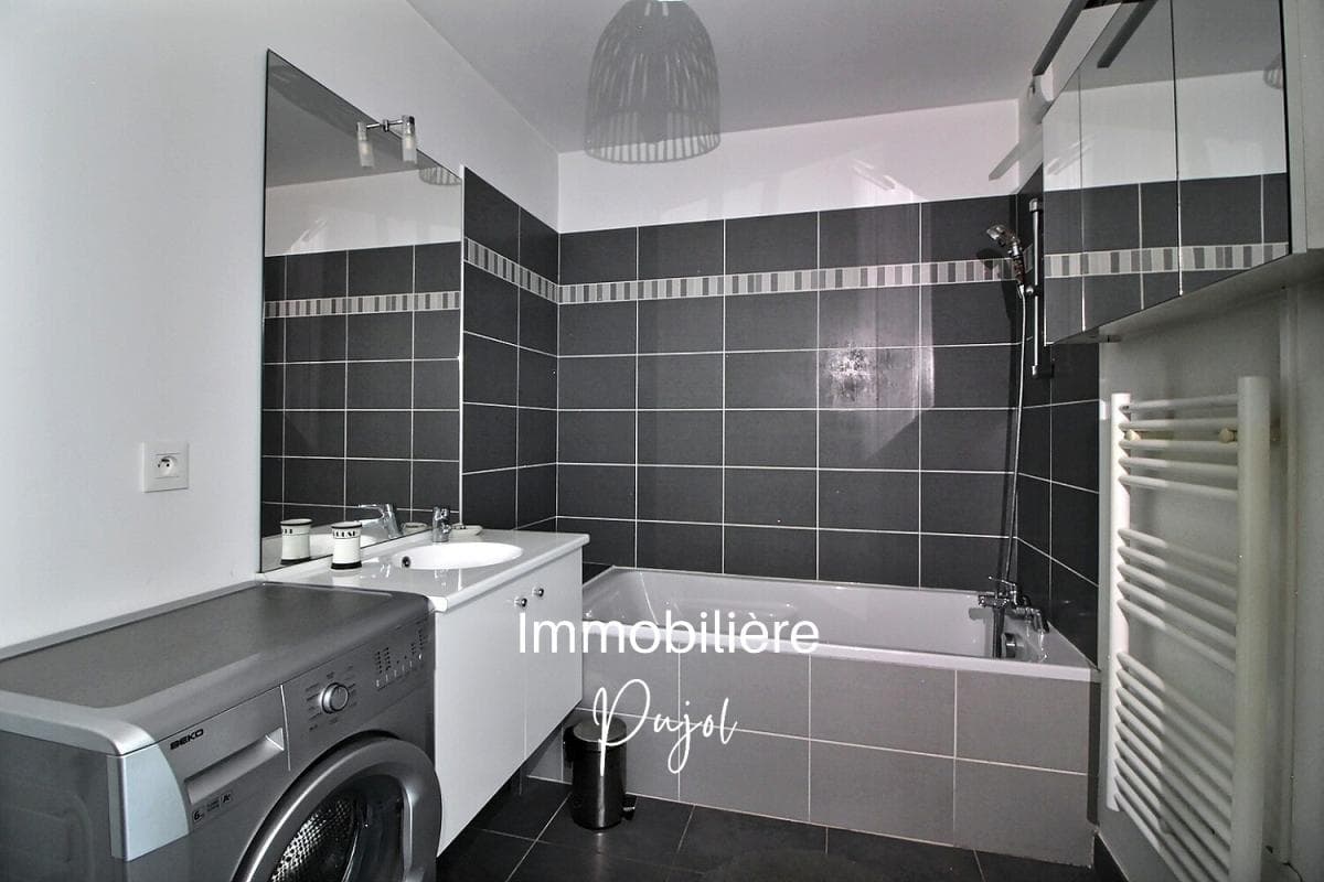 Prado/Rouet - T3 meublé, climatisé avec terrasse vue dégagée et garage – photo 6