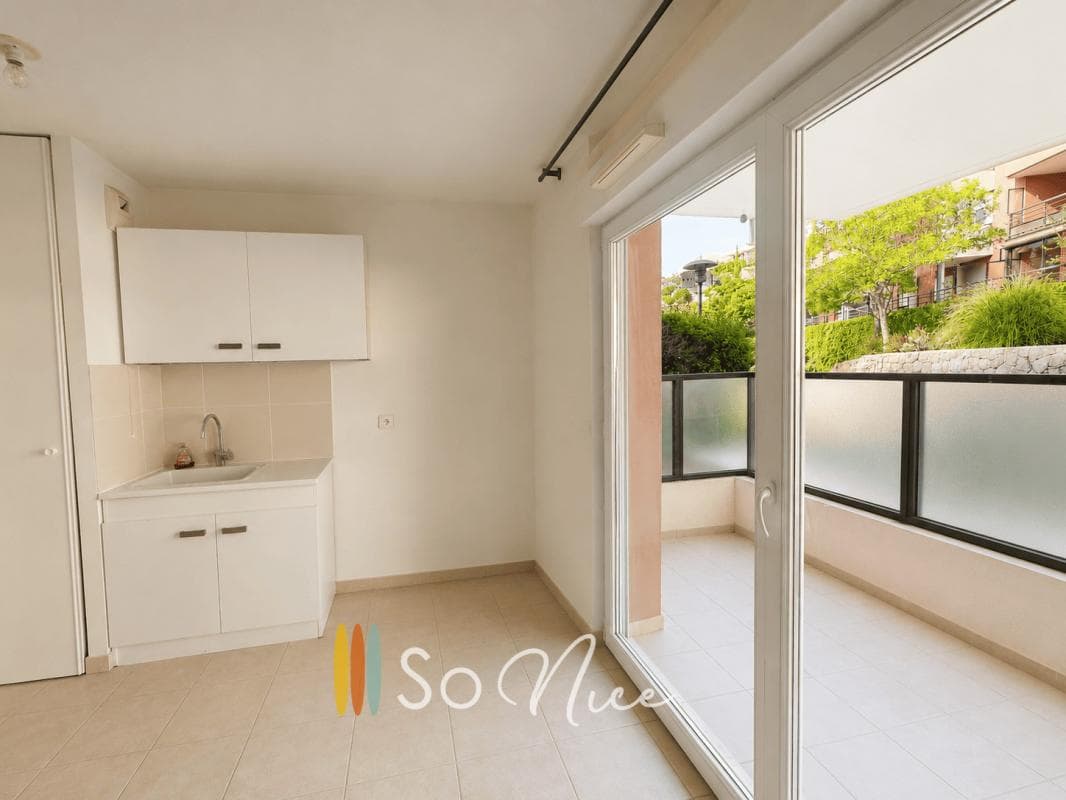 Fabron 06200 Nice - Studio avec terrasse et place de parking – photo 4