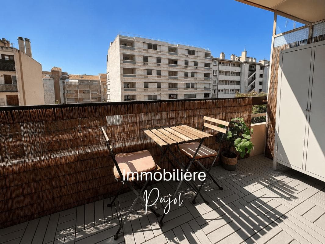 Timone 13010 - Studio récent climatisé et meublé avec terrasse – photo 7