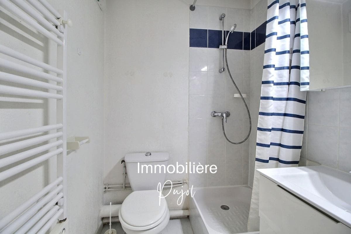 Baille 13005 - studio meublé avec balcon – photo 5