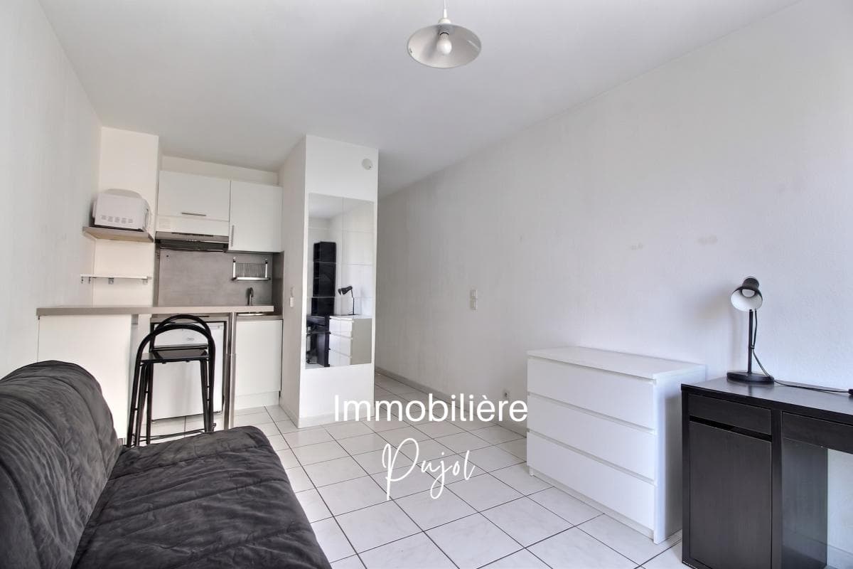 Baille 13005 - studio meublé avec balcon – photo 2