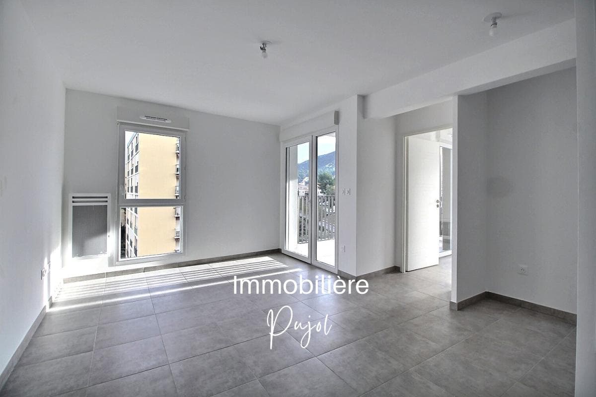 St Loup 13010 – T2 récent et lumineux avec parking et terrasse – photo 4