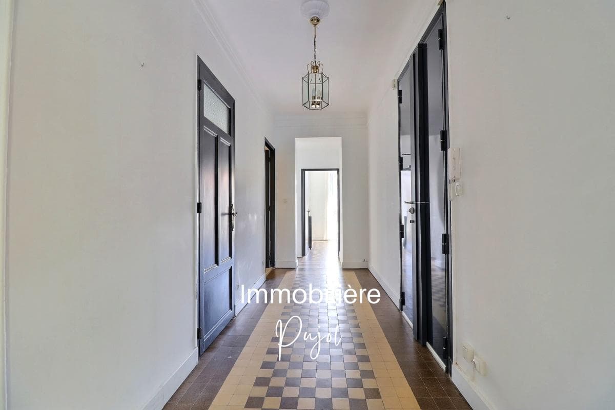 Périer 13008 - Grand T3 lumineux avec terrasse – photo 5