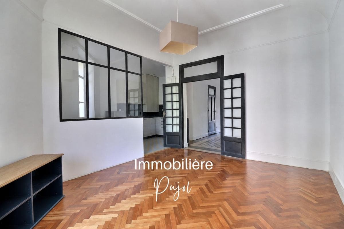 Périer 13008 - Grand T3 lumineux avec terrasse – photo 2