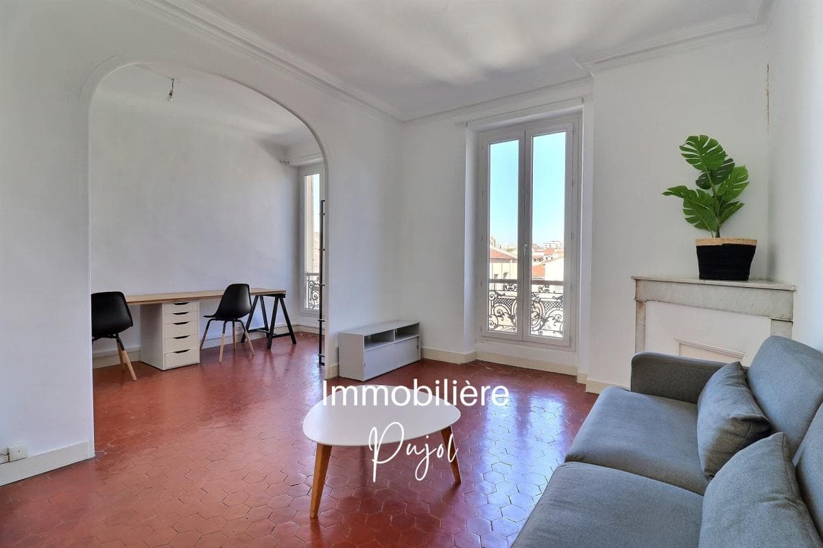 Palais de Justice / Préfecture  13006  : Appartement type 2 traversant et lumineux – photo 2