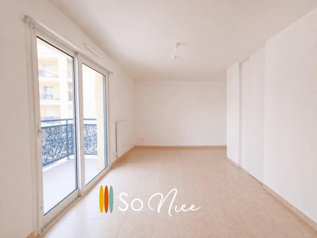 GRAND STUDIO AVEC BALCON VAUBAN – photo 2