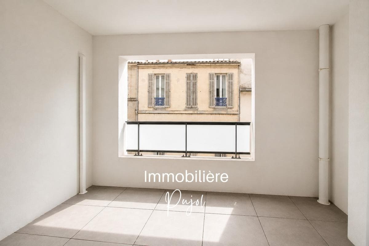 Le Camas 13005 -  T2 meublé  et climatisé avec terrasse et garage – photo 2