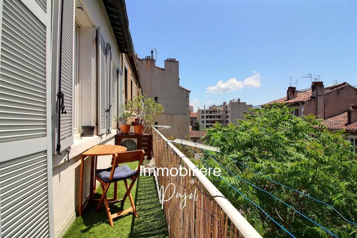 Le Camas 13005 - T3 meublé, climatisé avec balcon , dernier étage – photo 1