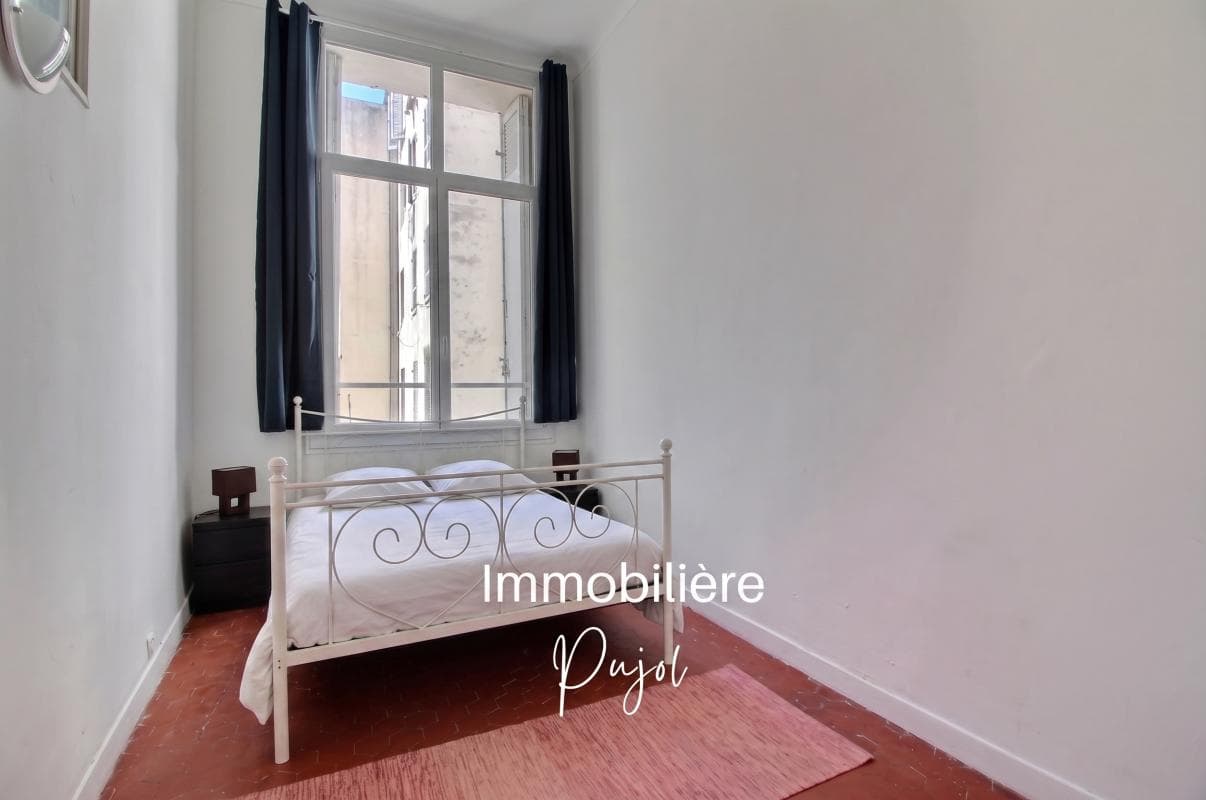 Noailles 13001 - T3 meublé traversant au sein d'un immeuble marseillais – photo 4