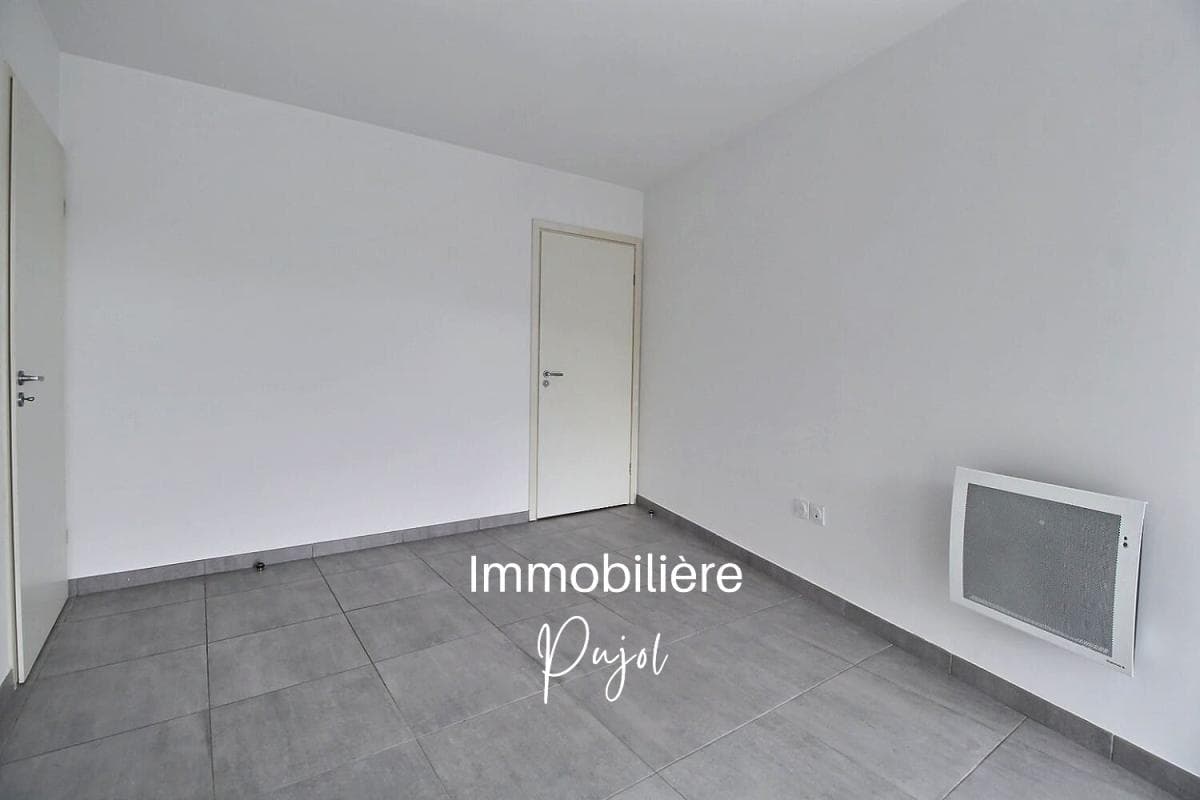 Bonneveine 13008 - T2 climatisé avec jardin et parking – photo 8