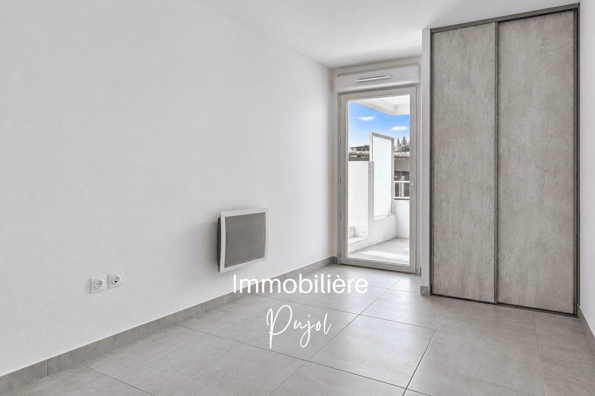 Bonneveine 13008 - T2 climatisé avec jardin et parking – photo 7