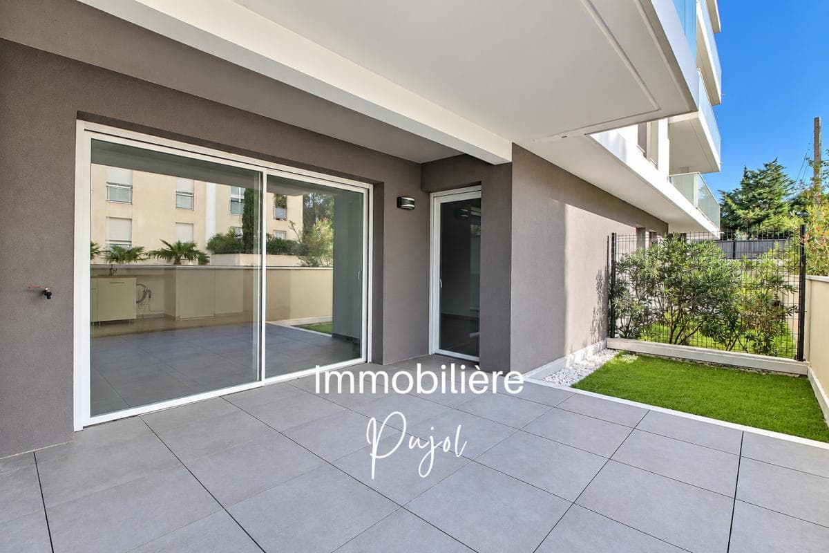 Saint Julien 13012 - T2 lumineux avec terrasse, jardin et parking privatif en sous-sol – photo 1