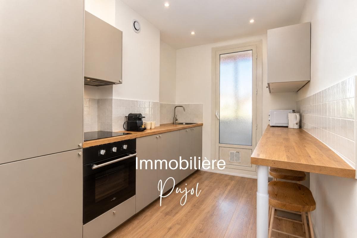 Saint Pierre 13005  - T3 meublé avec balcon et loggia – photo 3