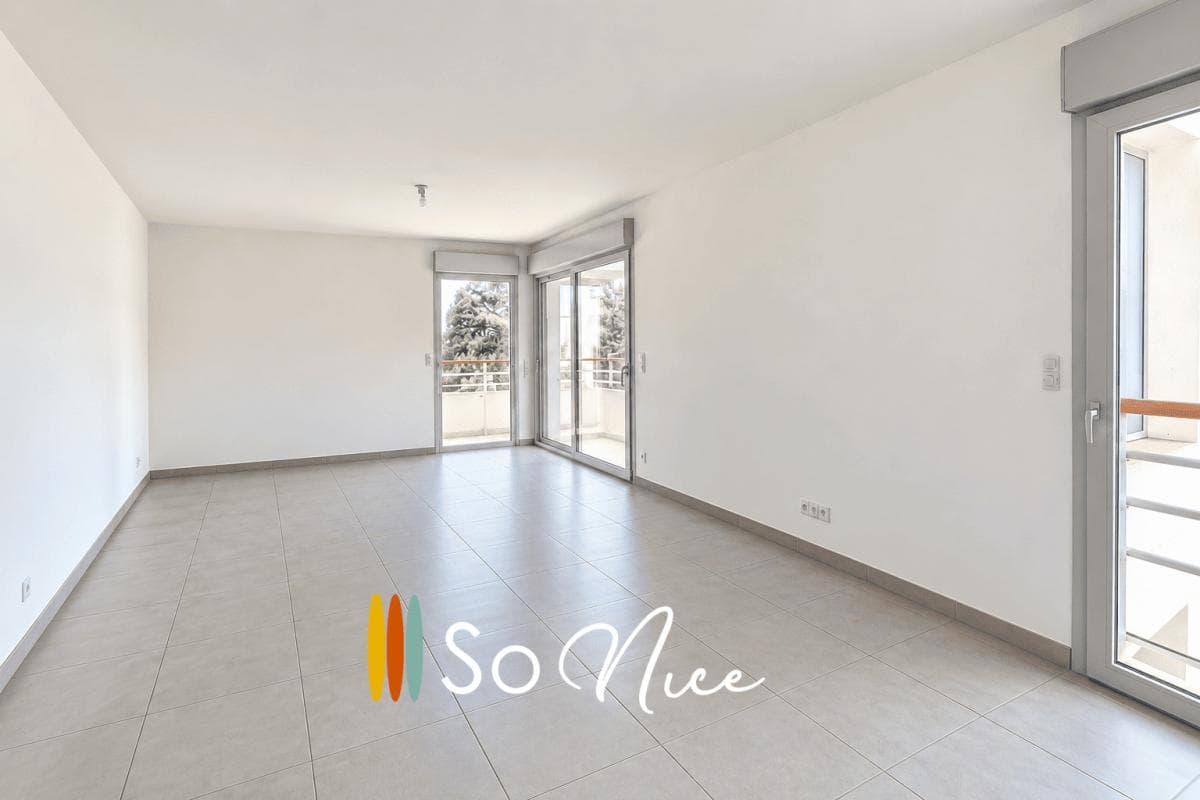 Villeneuve-Loubet 06270 – T3 climatisé avec terrasse, garage privatif et piscine dans la résidence – photo 2