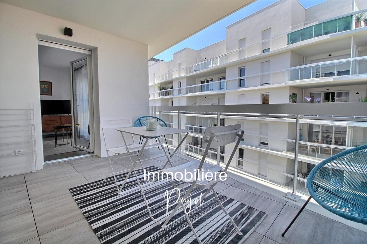Périer/Prado 13008 - T2 meublé climatisé avec terrasse et parking – photo 1