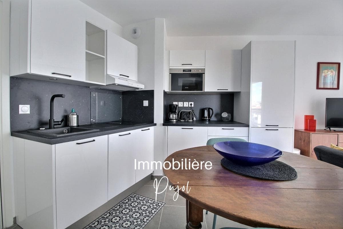 Périer/Prado 13008 - T2 meublé climatisé avec terrasse et parking – photo 2