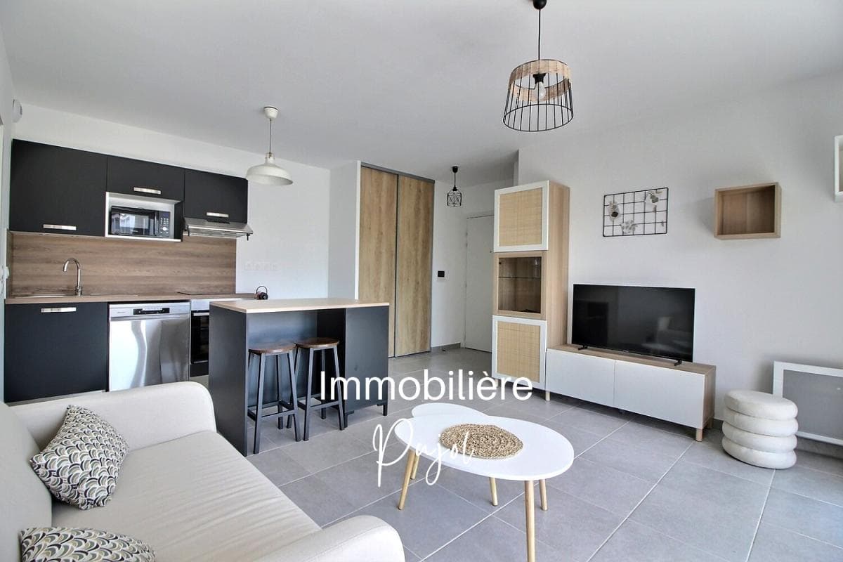 Bonneveine 13008 - T2 meublé avec terrasse et parking – photo 2