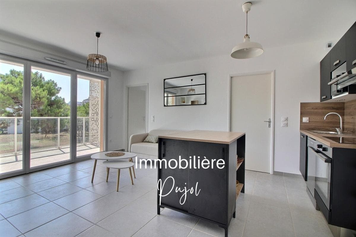 Bonneveine 13008 - T2 meublé avec terrasse et parking – photo 3