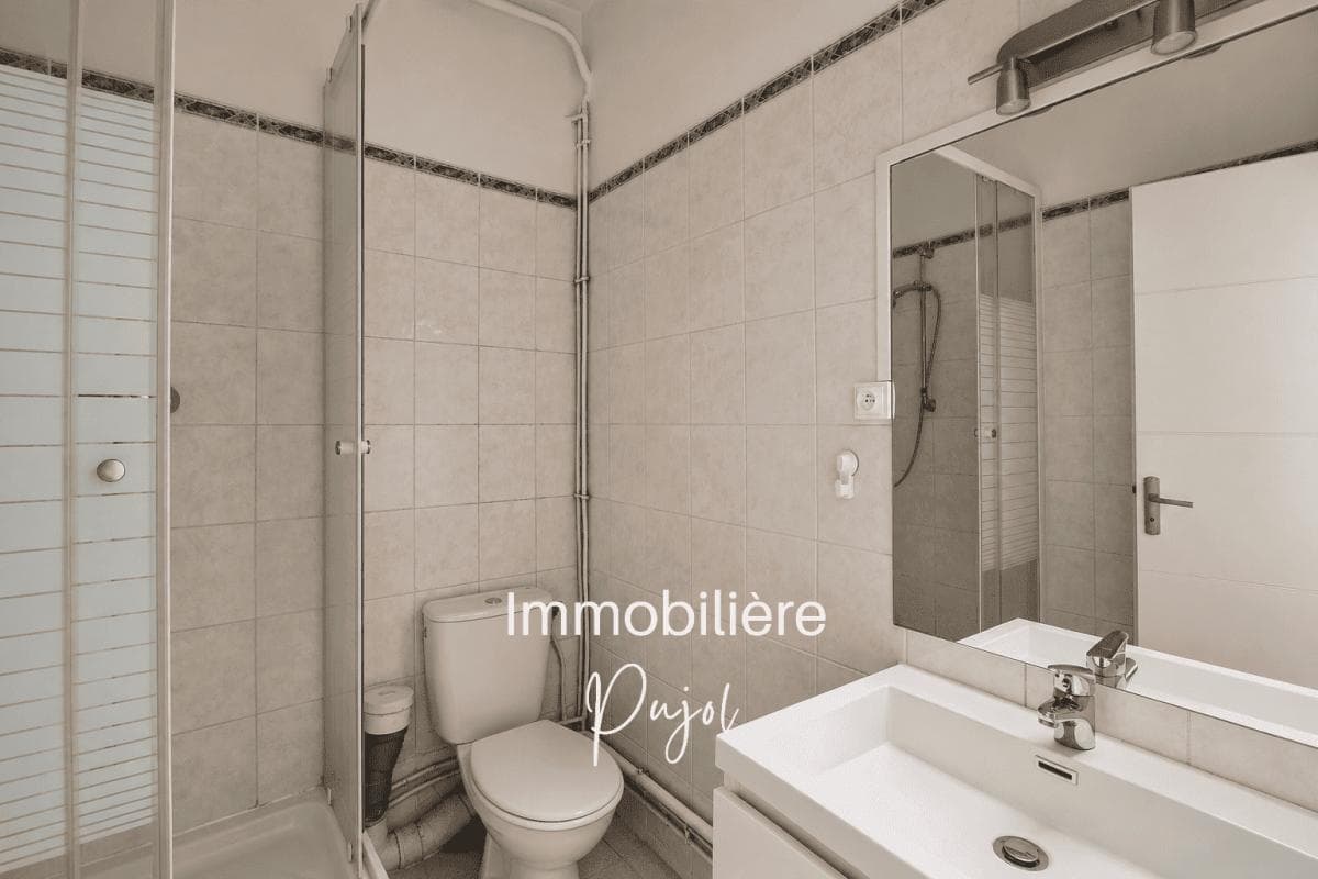 Castellane 13006 - Grand T2 avec mezzanine en dernier étage – photo 6