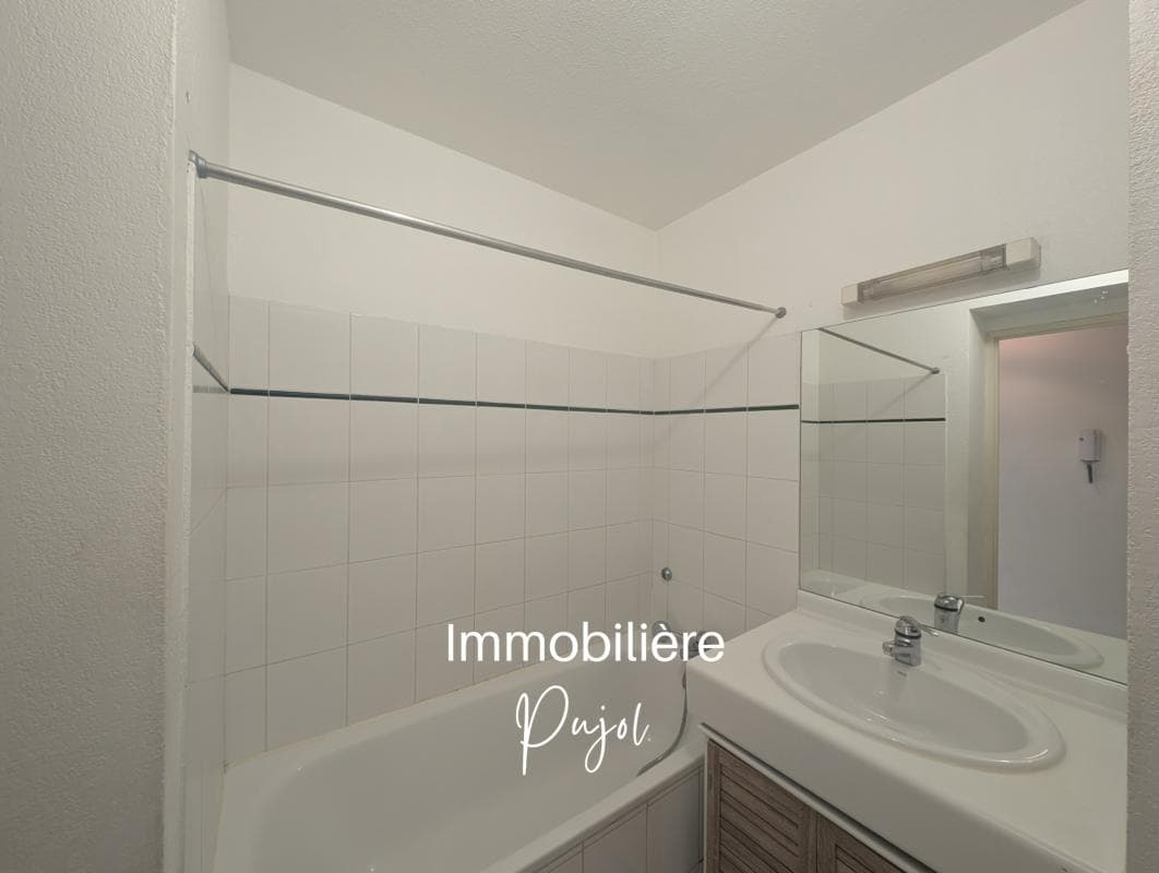 Castellane 13006 - Studio avec balcon proche métro/commerces – photo 5