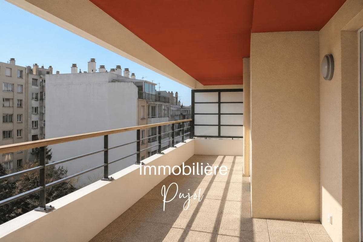 La Timone 13010 - T3 lumineux avec grande terrasse et box – photo 1
