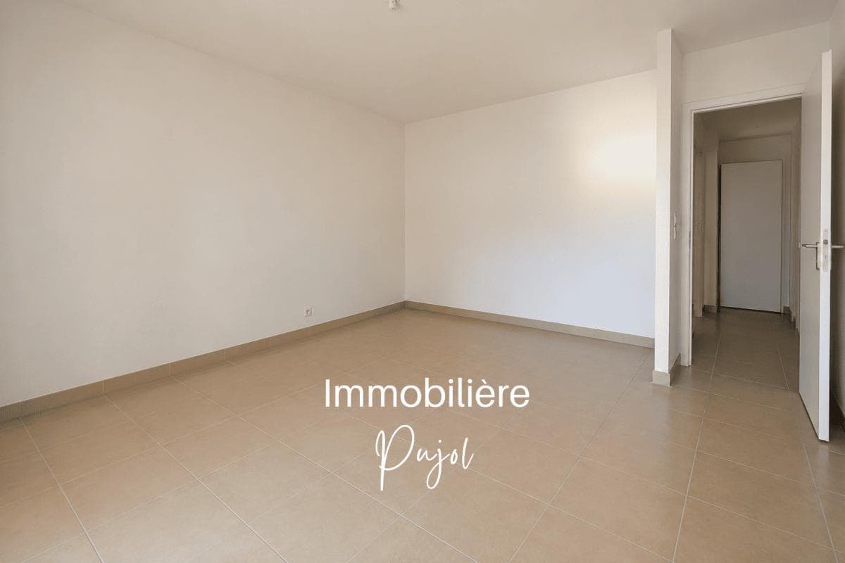 La Timone 13010 - T3 lumineux avec grande terrasse et box – photo 6