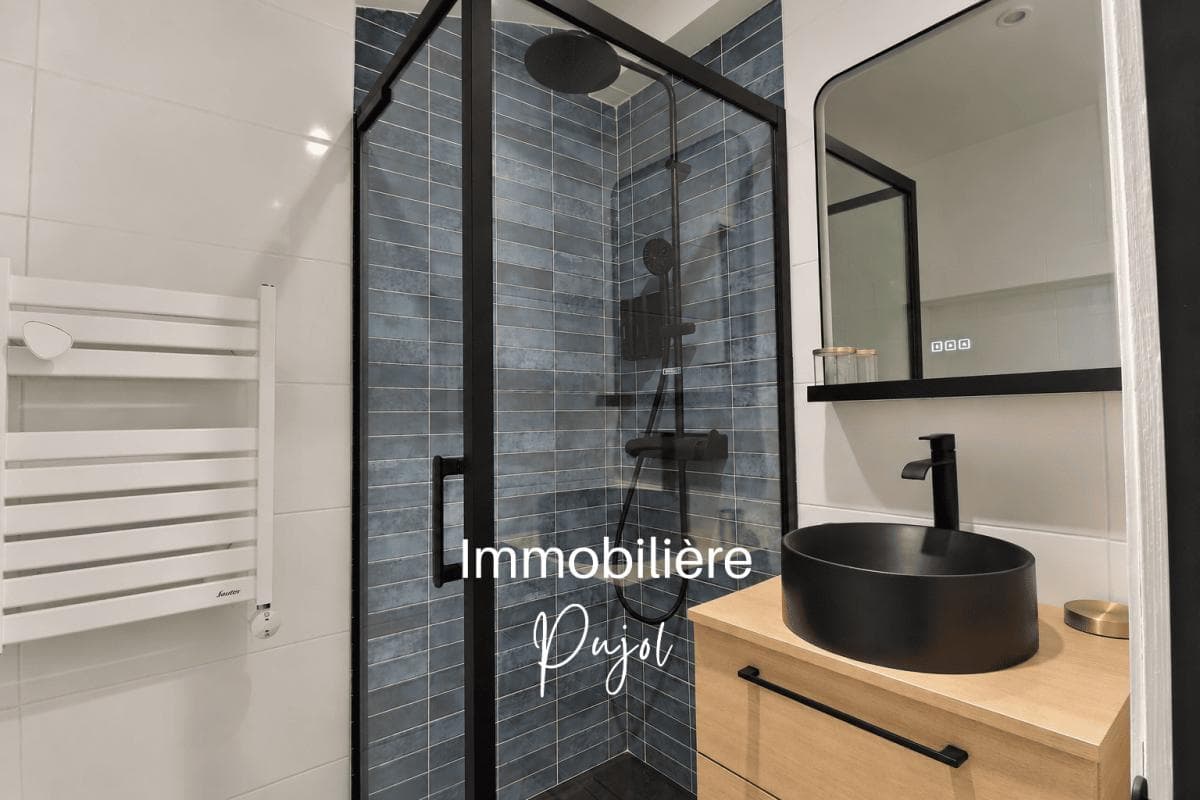 Les Accates 13011 - T4 meublé en duplex avec terrasses et parking double – photo 10