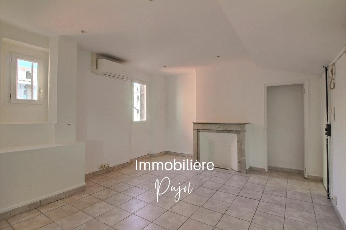 Hotel de ville 13002 - Studio de 24 m2 climatisé avec balcon – photo 3