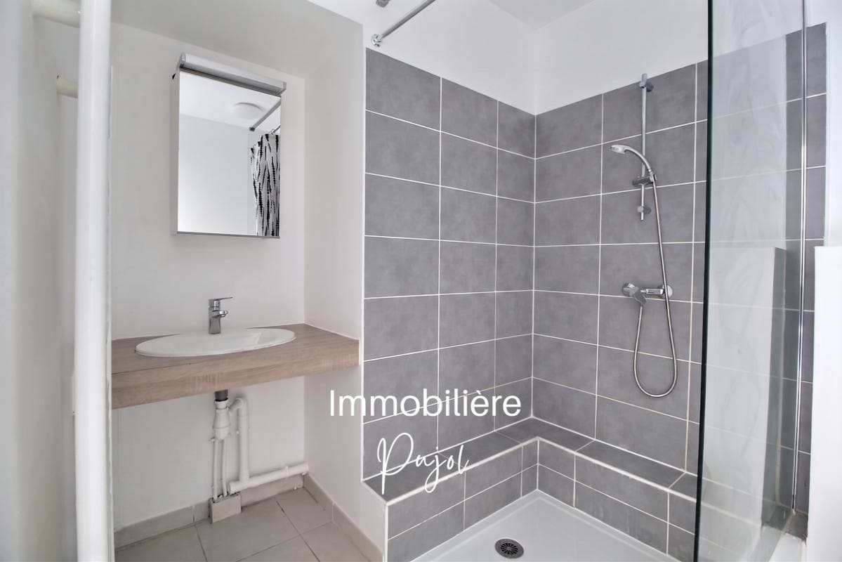 Redon/Luminy 13009 - Studio avec terrasse, vue dégagée et garage – photo 6