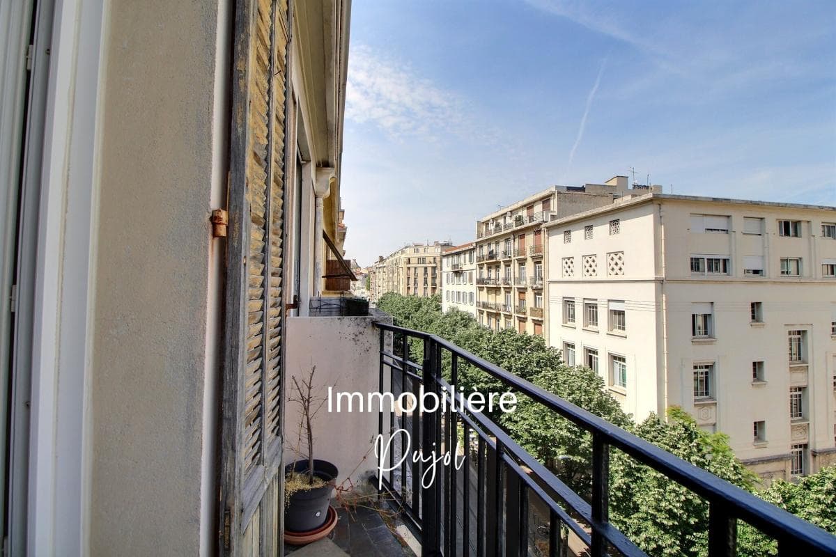 Cinq-Avenues 13004 Marseille 6 Appartement type 3 climatisé en dernier étage – photo 1