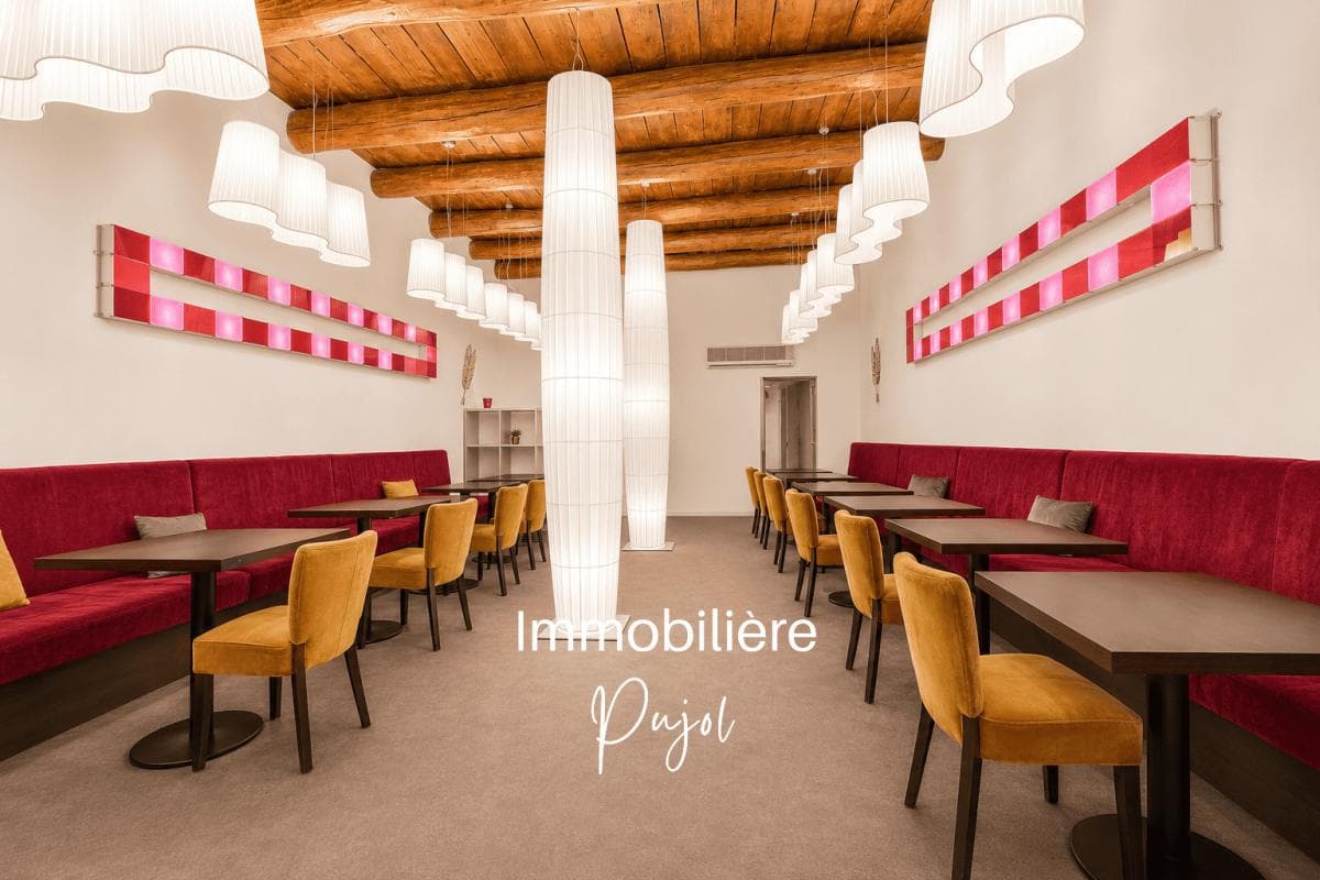 Local commercial climatisé de 140 m2 à louer - 13001 Marseille Vieux-Port / Rive Neuve – photo 2