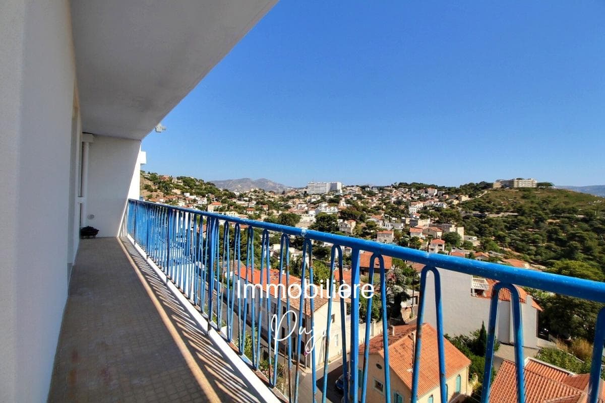 Bompard 13007 - T4 avec parking, cave et terrasse panoramique vue mer – photo 12