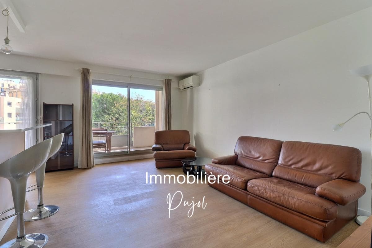 Castellane 13006 - Type 3 meublé climatisé, avec terrasse et  garage – photo 4