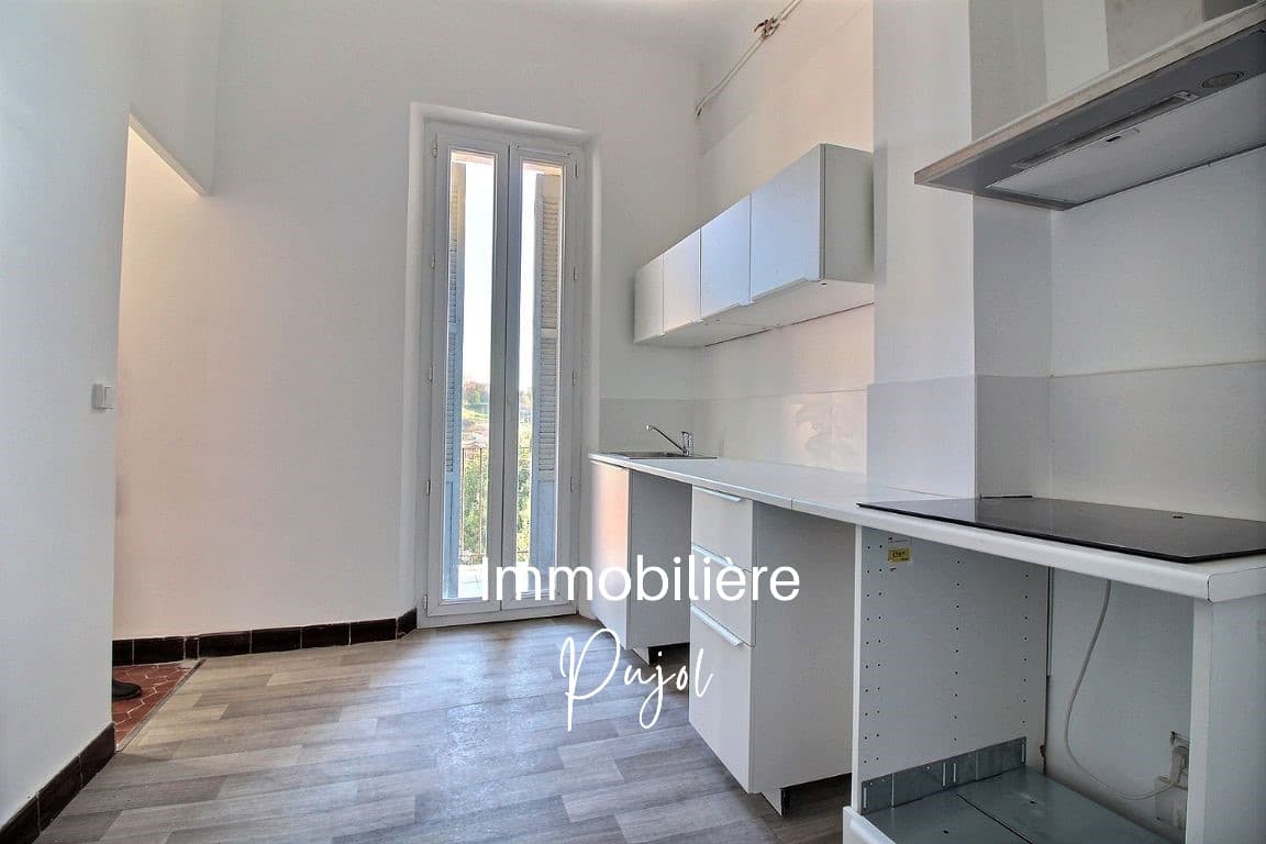 L'Estaque 13016 Marseille -  Studio de 30m2 climatisé - dernier étage – photo 3