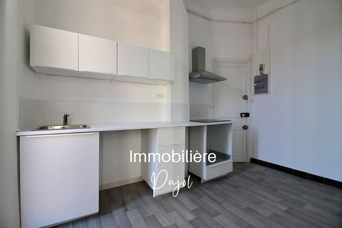 L'Estaque 13016 Marseille -  Studio de 30m2 climatisé - dernier étage – photo 4