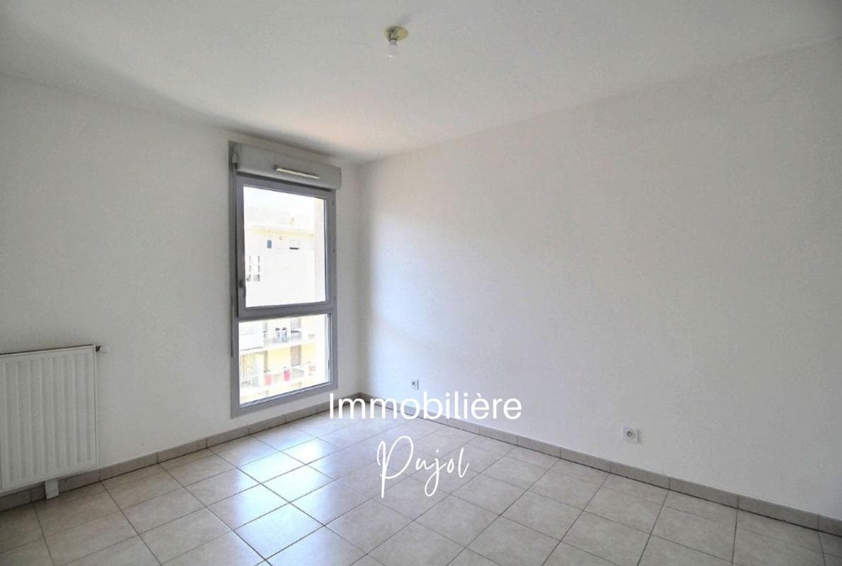 Joliette 13002 - Appartement Type 2  climatisé avec garage et terrasse - proche métro/tram – photo 4