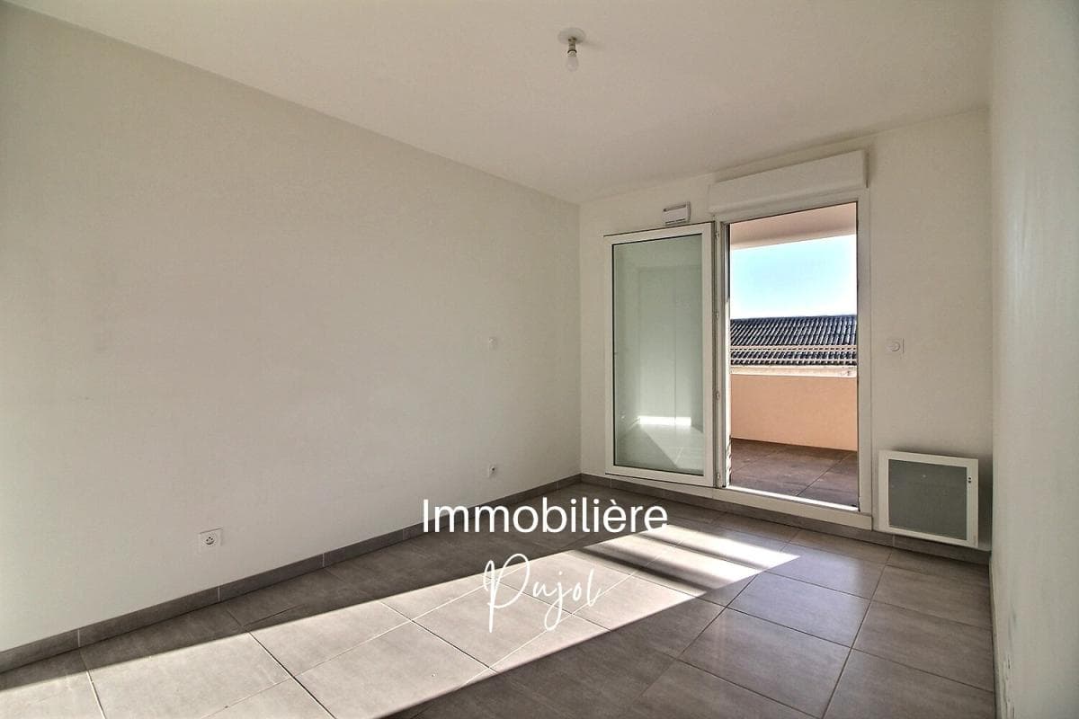 Château-Gombert  13013 Marseille  - location appartement T3 de 71 m² avec terrasse de 33m² et garage double - – photo 5