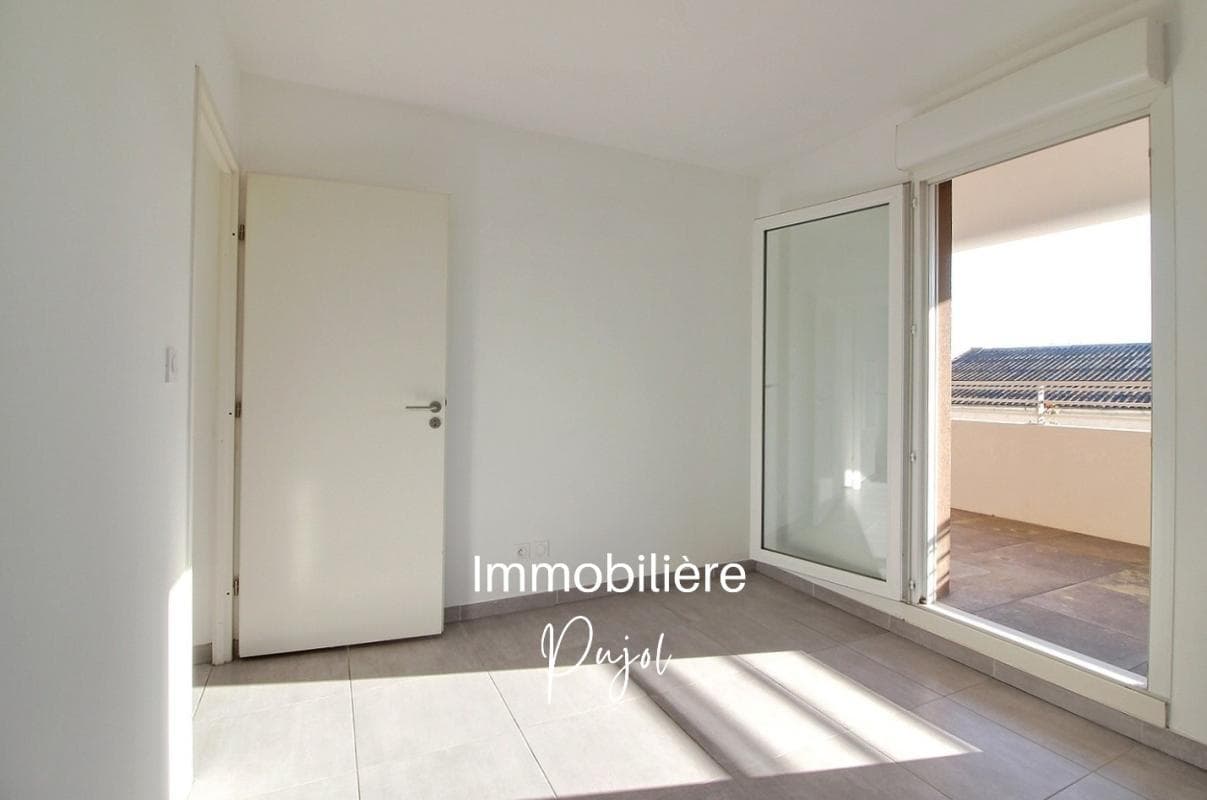 Château-Gombert  13013 Marseille  - location appartement T3 de 71 m² avec terrasse de 33m² et garage double - – photo 6