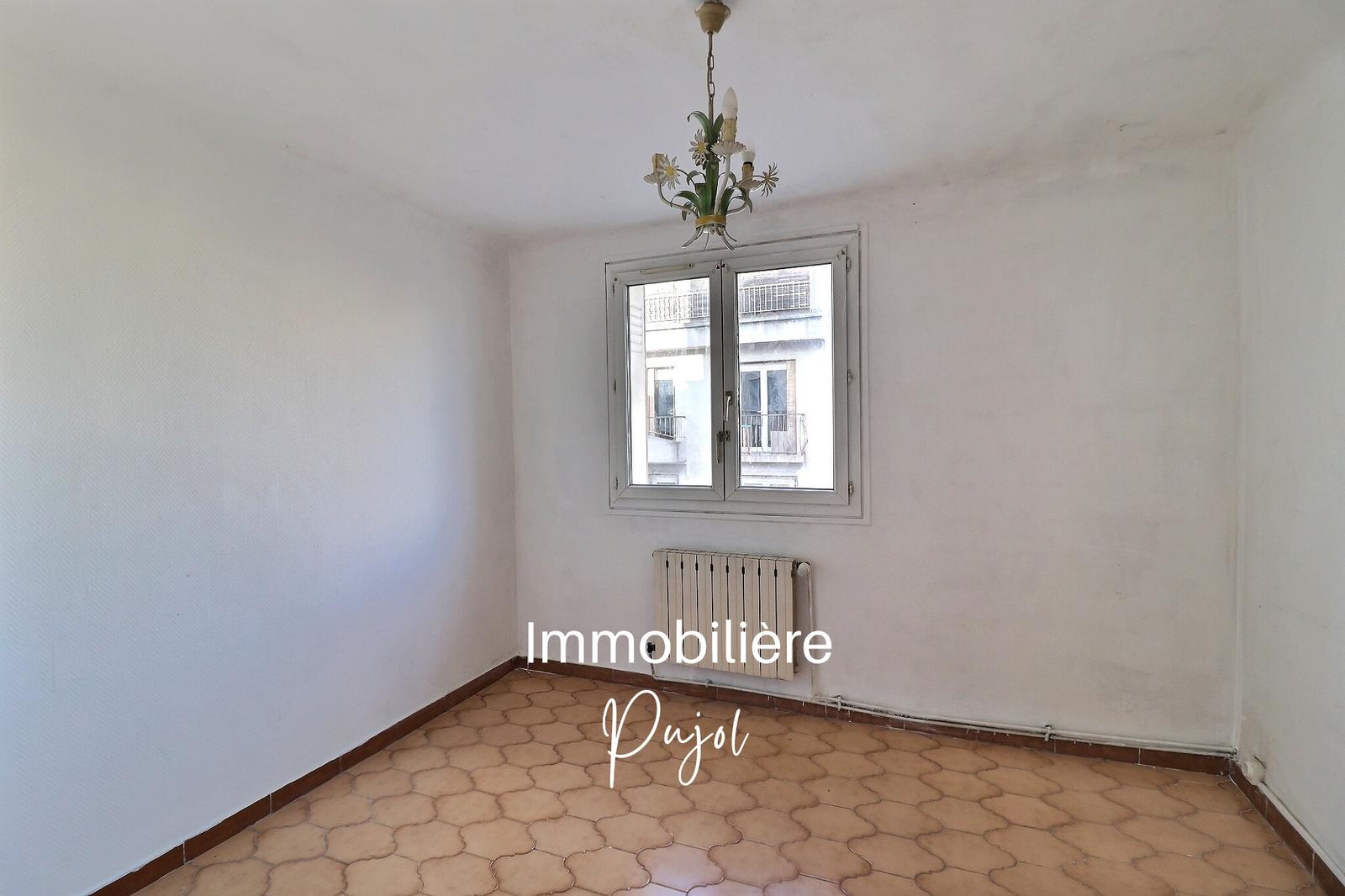 Charreux 13004 - T3 avec balcon à rénover – photo 7