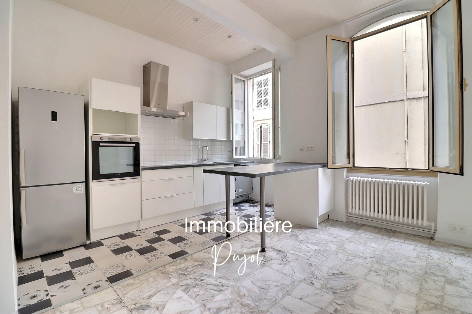 Marseille 6e   Préfecture   T3 rénové de 72 m2 avec patio – photo 15