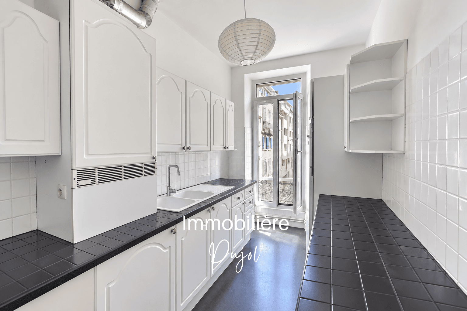 Notre-Dame-Du-Mont 13006   Appartement T3/4 traversant de 81 – photo 6