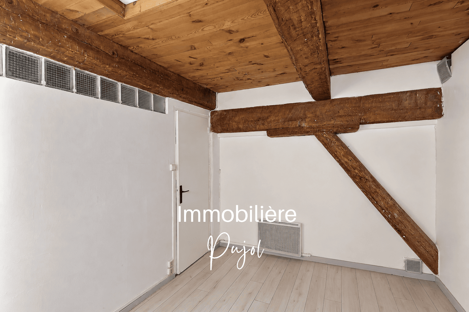 Gare Saint-Charles 13001   Appartement de caractère avec pou – photo 12
