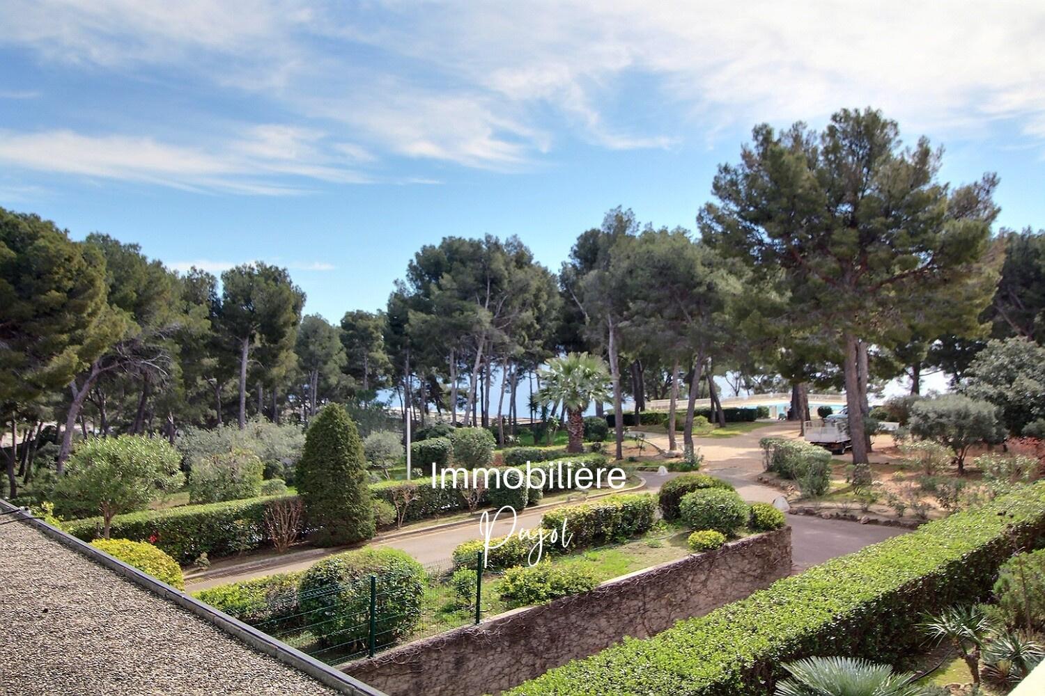 Bandol 83150  - Studio vue mer et pinède Résidence Athéna Ba – photo 2